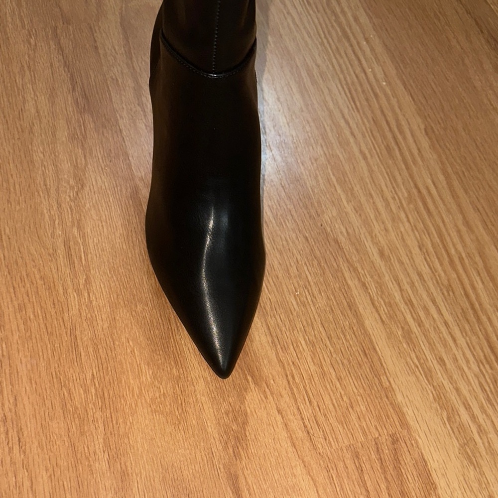 Jessica Simpson Black Heeled Boots with Stiletto Heel and Over-the-Knee Style - Picture 3 of 4